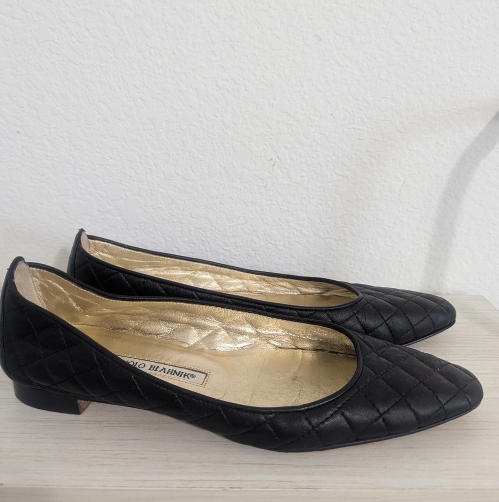 Manolo Blahnik Giungla Black Quilted Leather Flats - Picture 2 of 9